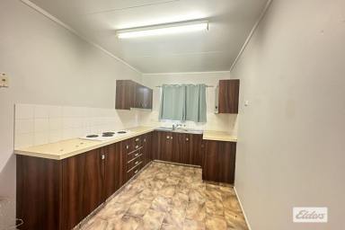 Unit For Lease - QLD - Gatton - 4343 - **Charming 2-Bedroom Unit in Prime Location**  (Image 2)