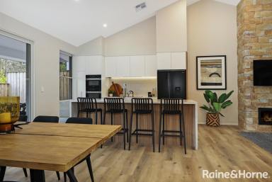 Townhouse For Sale - NSW - Bowral - 2576 - Minutes From Town- Adjoining Bowral Golf Course  (Image 2)
