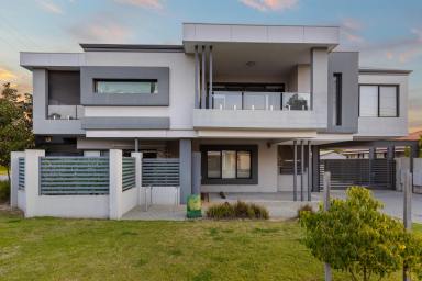 Apartment For Sale - WA - Kewdale - 6105 - LIFESTYLE LOCATION OPPOSITE TOMATO LAKE!  (Image 2)