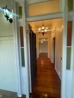House Leased - QLD - Clayfield - 4011 - Short Lease - Cosy and Quaint House in Clayfield  (Image 2)