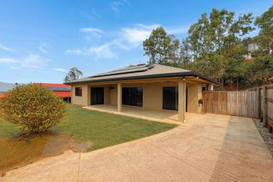 House For Lease - QLD - Gordonvale - 4865 - Elevated Home in Wyreema Terrace - Quality Interior - Solar - Views  (Image 2)