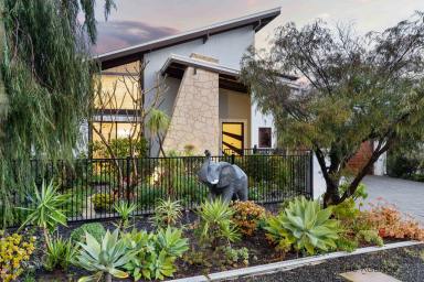 House For Sale - WA - Southern River - 6110 - An Architectural Masterpiece!  (Image 2)