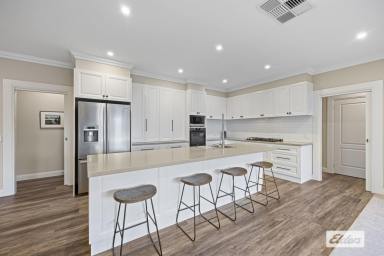 House For Sale - VIC - Stawell - 3380 - Exceptional Family Living with Grampians Views  (Image 2)