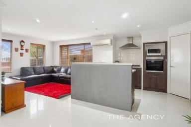 House For Sale - WA - Ellenbrook - 6069 - FAMILY HOME RETREAT  (Image 2)