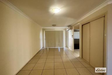 Unit For Lease - QLD - Gatton - 4343 - ** Lowset 4-Bedroom Unit **  (Image 2)