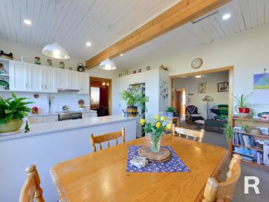 House For Sale - TAS - Glenora - 7140 - Family living with space to roam and relax (Image 2)