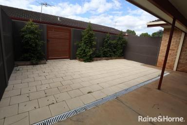 Unit For Lease - NSW - Wagga Wagga - 2650 - CENTRAL CHARM  (Image 2)
