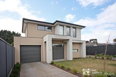 Unit Leased - VIC - Cranbourne - 3977 - TOWNHOUSE LIVING  (Image 2)