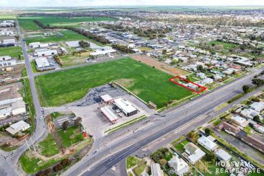 House For Sale - VIC - Horsham - 3400 - Prime Development Site - Highway Frontage.  (Image 2)