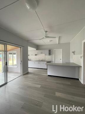 House For Lease - NSW - Stannifer - 2369 - Spacious, Renovated Family Home  (Image 2)