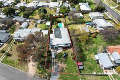 House For Sale - NSW - Inverell - 2360 - DIVE INTO YOUR NEW LIFESTYLE  (Image 2)
