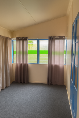 House For Lease - QLD - Berserker - 4701 - Great Family Home in Berserker  (Image 2)