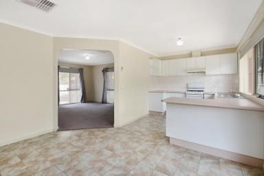 Unit For Sale - VIC - West Wodonga - 3690 - First home, downsizing, or looking for an investment  (Image 2)