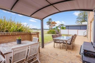 House For Sale - NSW - Greenwell Point - 2540 - Waterfront Reserve Home  (Image 2)