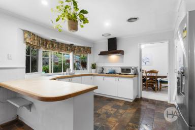 Acreage/Semi-rural For Sale - VIC - Somerville - 3912 - Expansive Grounds and Room to Grow  (Image 2)