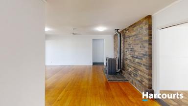 House For Lease - QLD - Childers - 4660 - Charming Home in the Heart of Childers  (Image 2)