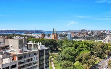 Apartment For Sale - NSW - Sydney - 2000 - Spacious 2 Bedroom Apartment in the heart of the CBD at 27 Park St Sydney. (Image 2)