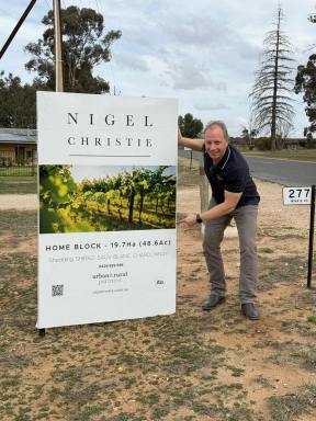 Viticulture For Sale - SA - Winkie - 5343 - HOME, LOWER HOME & HUNT ROAD - must be sold  (Image 2)