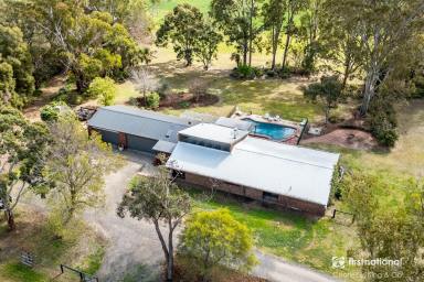 House For Sale - VIC - Echuca - 3564 - Your Escape, Your Everyday  (Image 2)