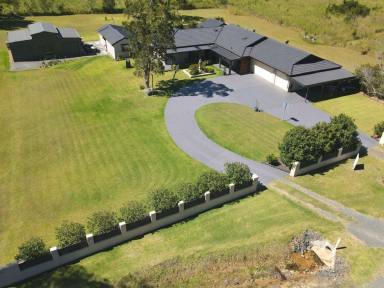 House For Lease - NSW - Old Bar - 2430 - Rare Coastal Acreage Living – 46 Berber Road, Old Bar  (Image 2)
