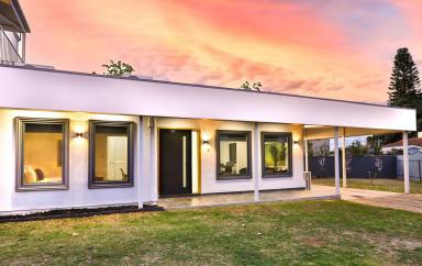 House For Sale - VIC - Mildura - 3500 - Exceptional Living with Room for Everyone You Love  (Image 2)