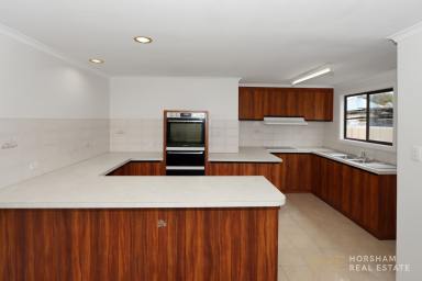 House For Sale - VIC - Horsham - 3400 - 4 Bedroom Home - Central  (Image 2)