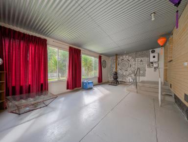 House For Sale - VIC - Kerang - 3579 - Comfortable Living in a prime Location  (Image 2)