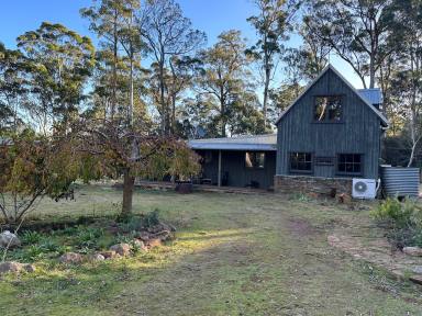 House For Sale - TAS - Reedy Marsh - 7304 - Craftsman Built Hideaway  (Image 2)