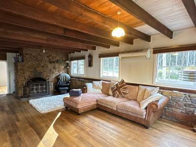 House For Sale - TAS - Reedy Marsh - 7304 - Craftsman Built Hideaway  (Image 2)