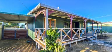 House For Sale - WA - Kalbarri - 6536 - Charming Coastal Retreat in Kalbarri  (Image 2)