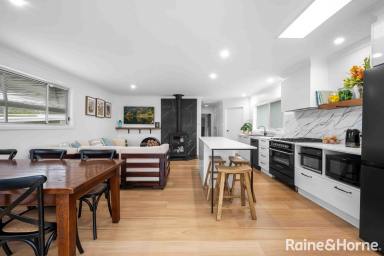 House Sold - NSW - Shoalhaven Heads - 2535 - Immaculately Renovated  (Image 2)