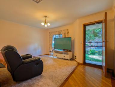 Unit For Lease - VIC - Swan Hill - 3585 - Prime Location  (Image 2)
