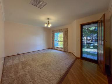 Unit For Lease - VIC - Swan Hill - 3585 - Prime Location  (Image 2)