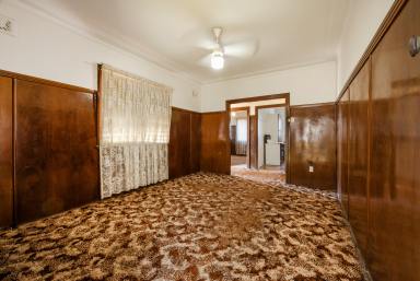 House Auction - NSW - Grafton - 2460 - SOLID START IN A WELL REGARDED NEIGHBOURHOOD  (Image 2)