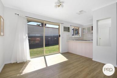 Unit For Lease - NSW - Lavington - 2641 - PRIVATE AND COMFORTABLE TWO BEDROOM UNIT!  (Image 2)