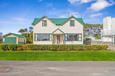 House For Sale - VIC - Apollo Bay - 3233 - HEATHS FOLLY - A ONCE IN A LIFETIME OPPORTUNITY  (Image 2)