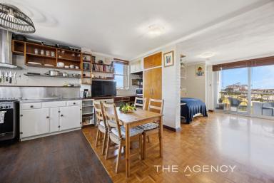 Apartment For Sale - WA - North Fremantle - 6159 - Harbour Charm  (Image 2)