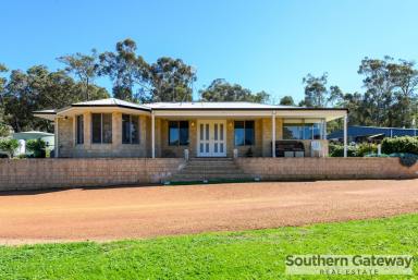House For Sale - WA - Bakers Hill - 6562 - 2.5HA OF PRIME LAND WITH DUAL LIVING  (Image 2)