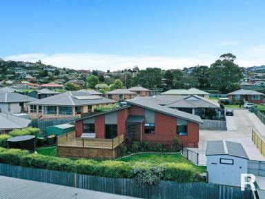 House For Sale - TAS - Old Beach - 7017 - Modern Comfort with Breathtaking Views  (Image 2)