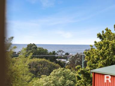 House For Sale - TAS - Bicheno - 7215 - Light-Filled Coastal Haven & Spacious Living (Image 2)