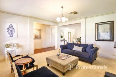 House For Sale - VIC - Mildura - 3500 - Four bedroom, Ultimate Lifestyle  (Image 2)