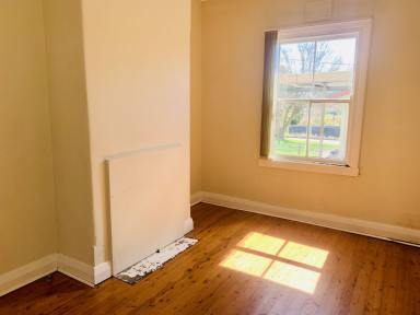 House For Lease - NSW - Littleton - 2790 - Well presented Home  (Image 2)