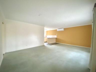 Unit For Lease - NSW - Moama - 2731 - Ideally located 2 bedroom unit  (Image 2)