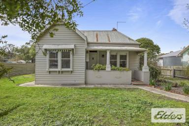 House For Sale - VIC - Avoca - 3467 - Unlock the Possibilities – 973m² Block  (Image 2)