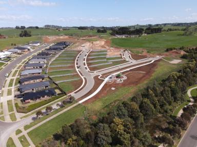 Residential Block For Sale - VIC - Warragul - 3820 - SELLING FAST! LAND YOUR VIEWS!  - Stage 7 Brandy Creek Views Estate, Warragul  (Image 2)