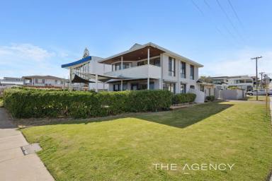 House For Sale - WA - North Beach - 6020 - Your Front-Row Seat to Paradise!  (Image 2)