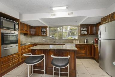 House For Sale - NSW - Yippin Creek - 2446 - Spacious Family Entertainer on 1 Acre * Resort Lifestyle in Yippin Creek *  (Image 2)