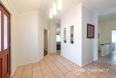 House For Sale - WA - Warwick - 6024 - Your Parkside Surprise Package!  (Image 2)
