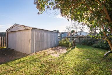 House For Lease - VIC - Aspendale - 3195 - GREAT FAMILY HOME | PERFECT LOCATION | LARGE REAR GARDEN  (Image 2)