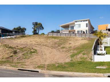 Residential Block For Sale - NSW - Red Head - 2430 - Your Coastal Dream Awaits  (Image 2)